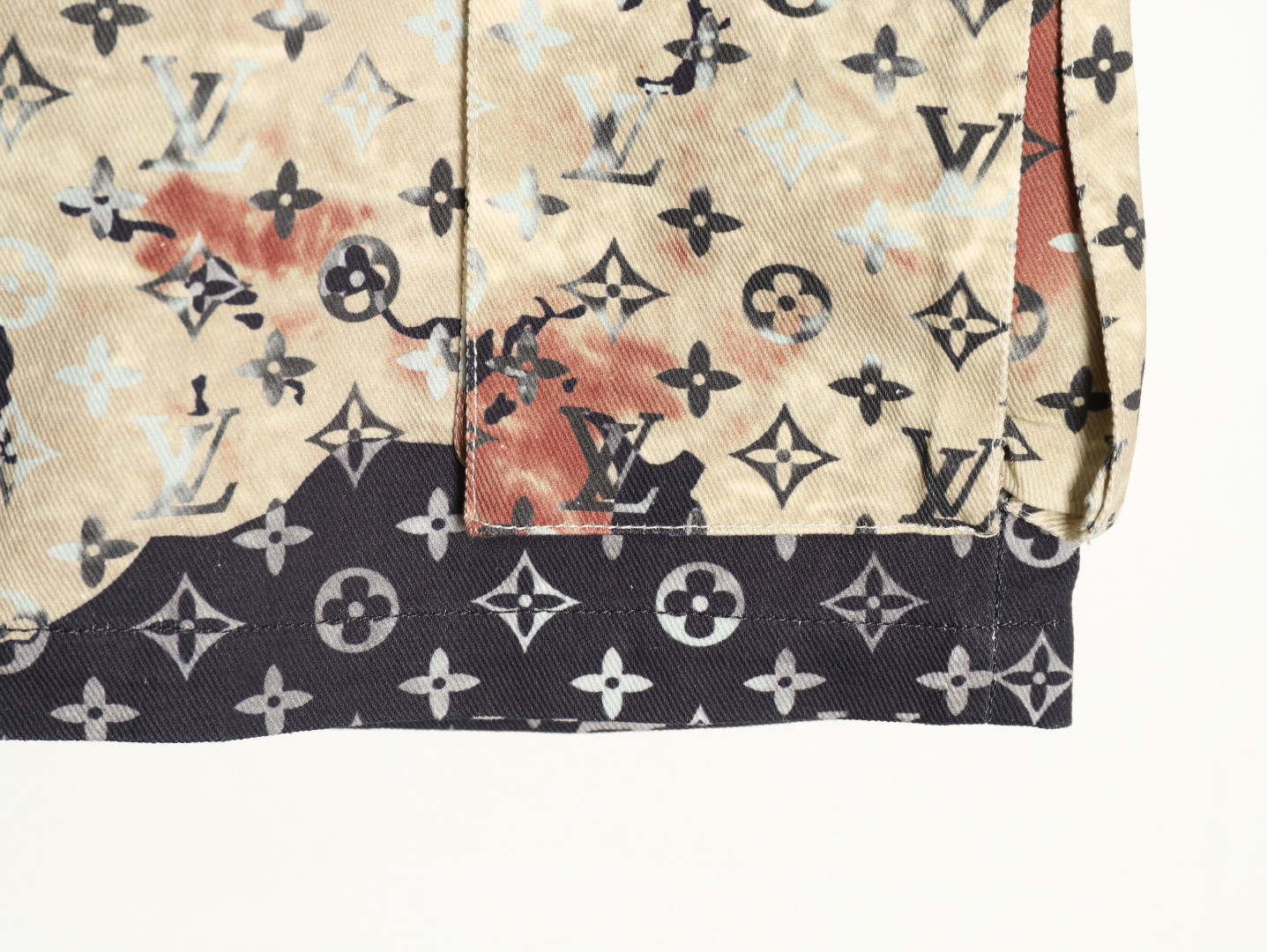 l0*is V*t0n lv shorts