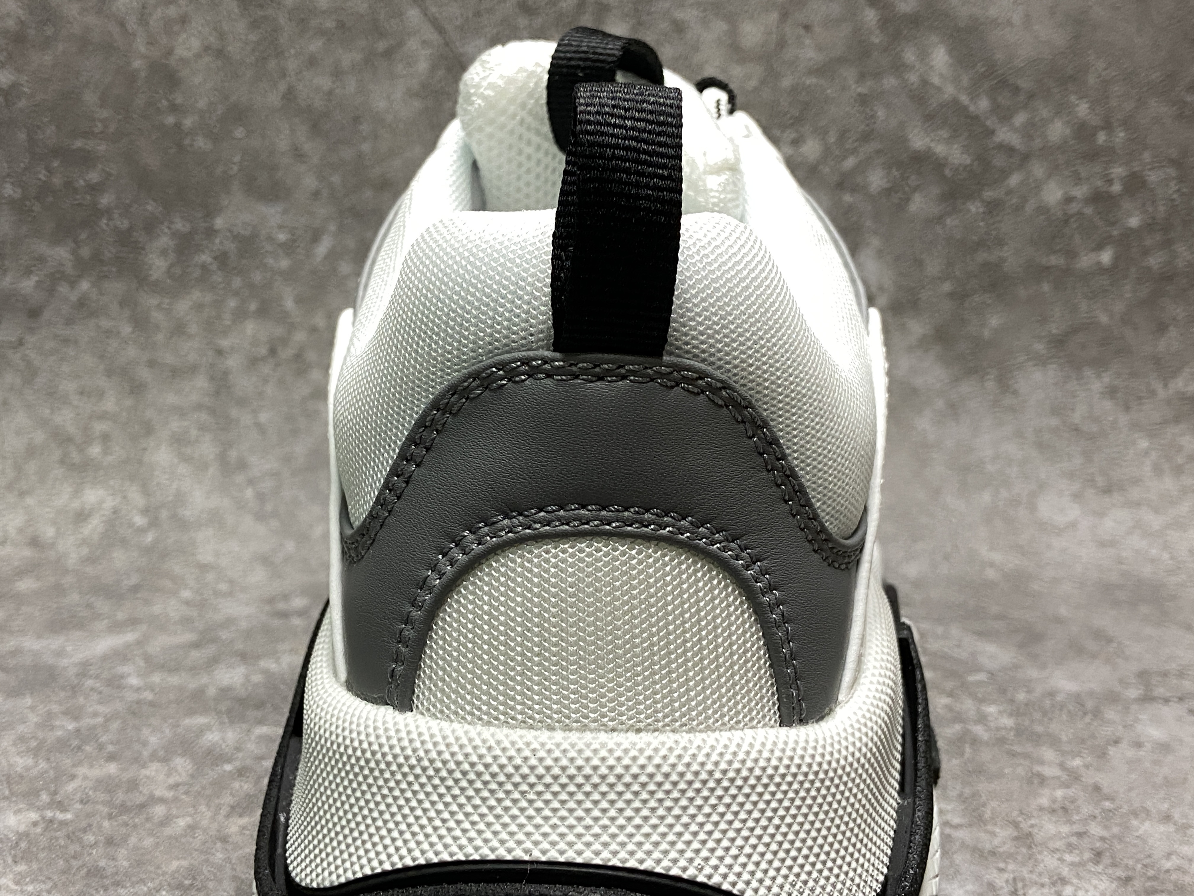 Balenciga Triple S Black White