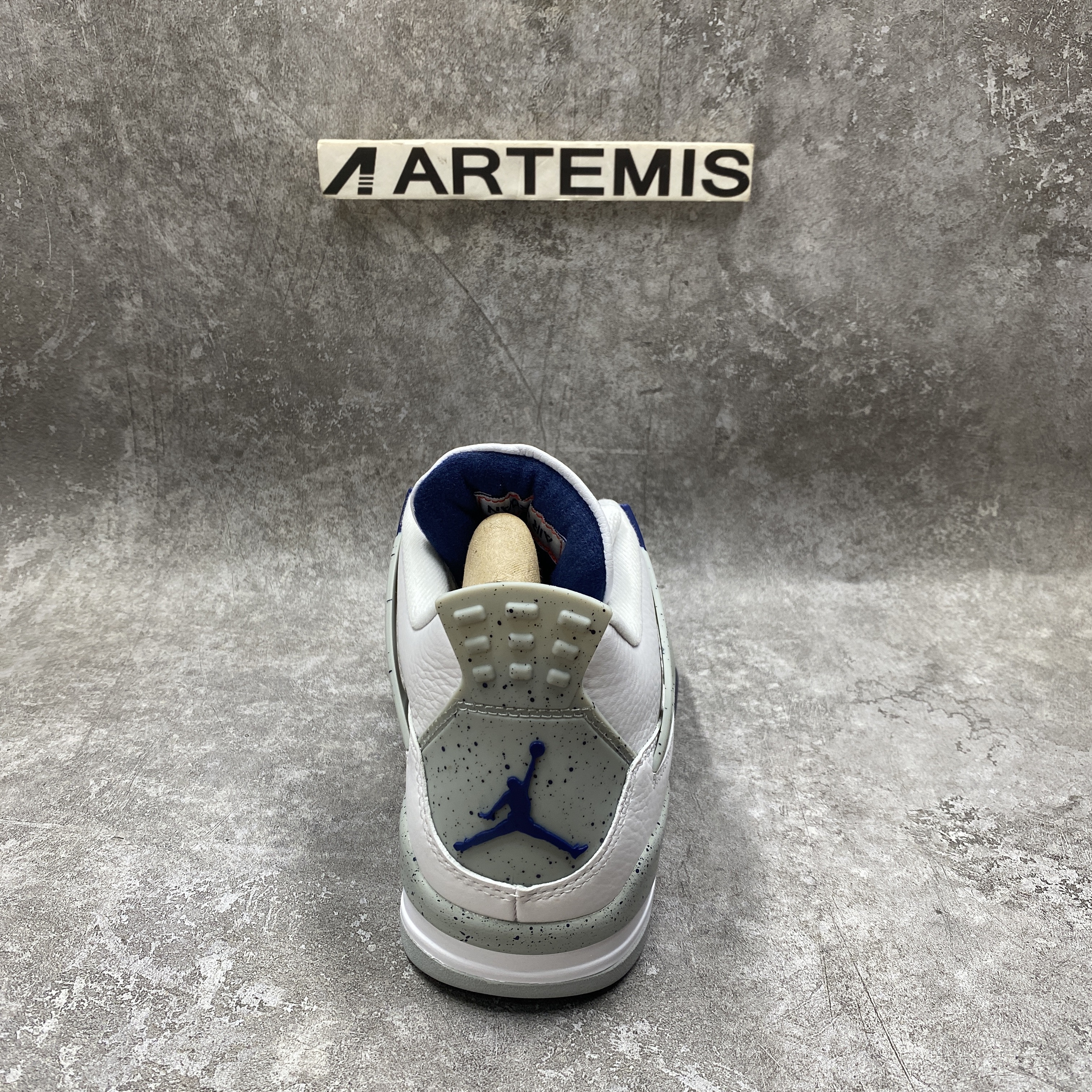 Air Jordan 4 Retro