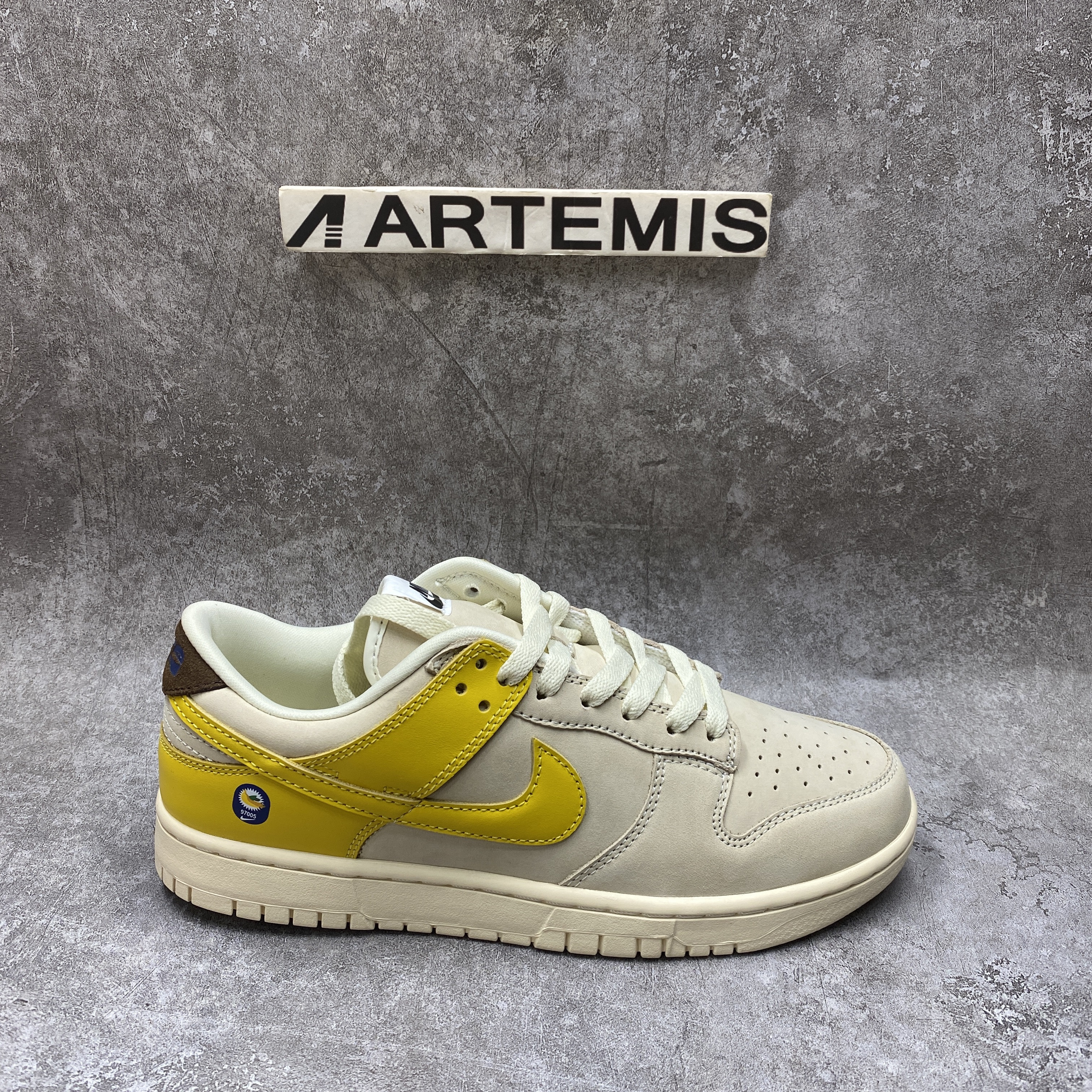 Nike Dunk Low LX Banana
