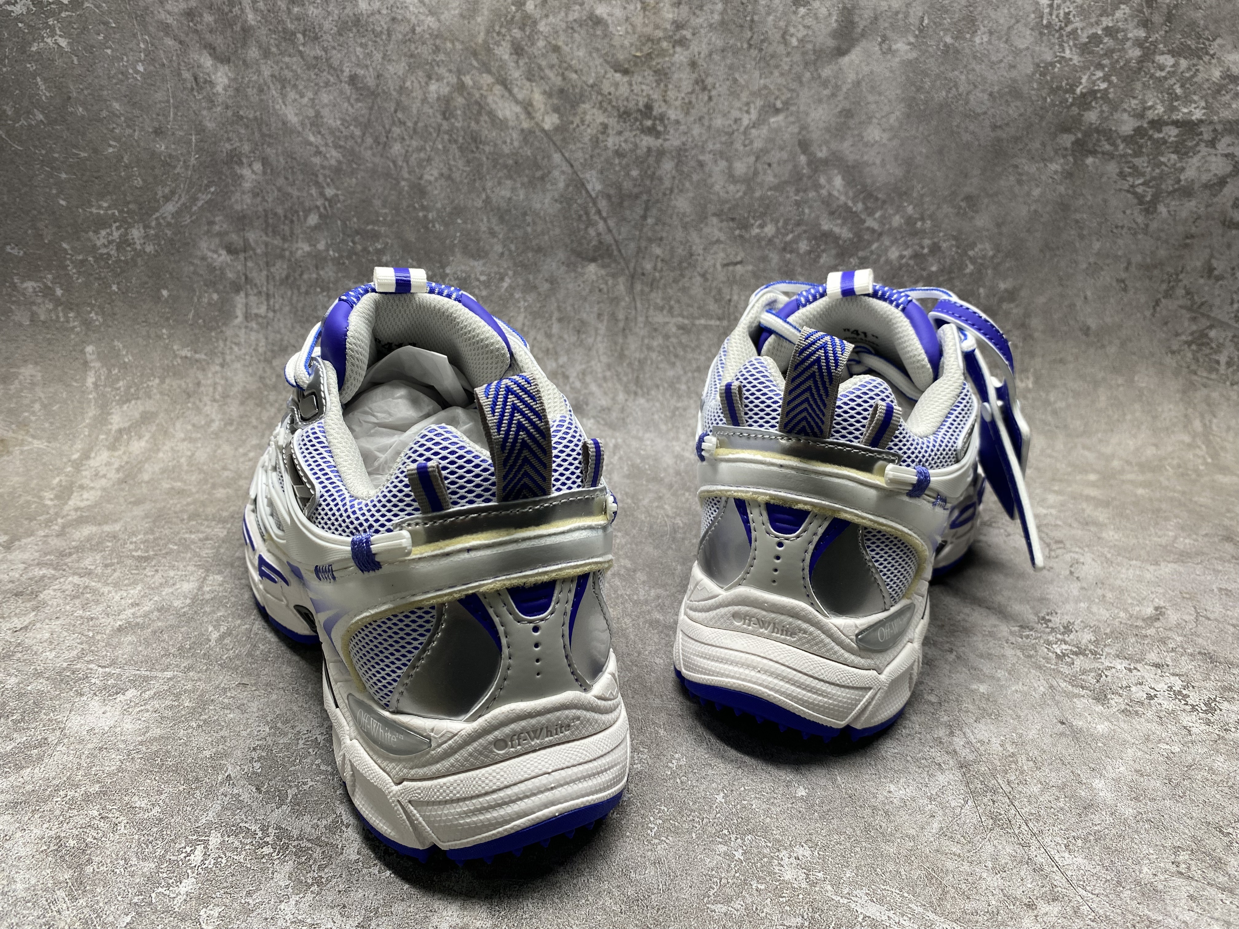 UA Off-White "BE RIGHT BACK"