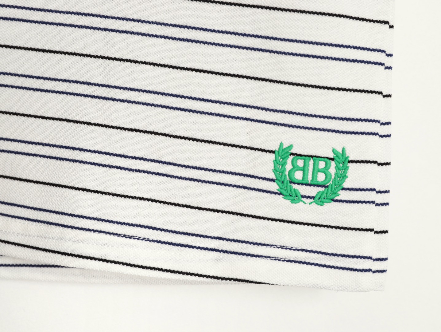 Ba*len*cia*ga shorts