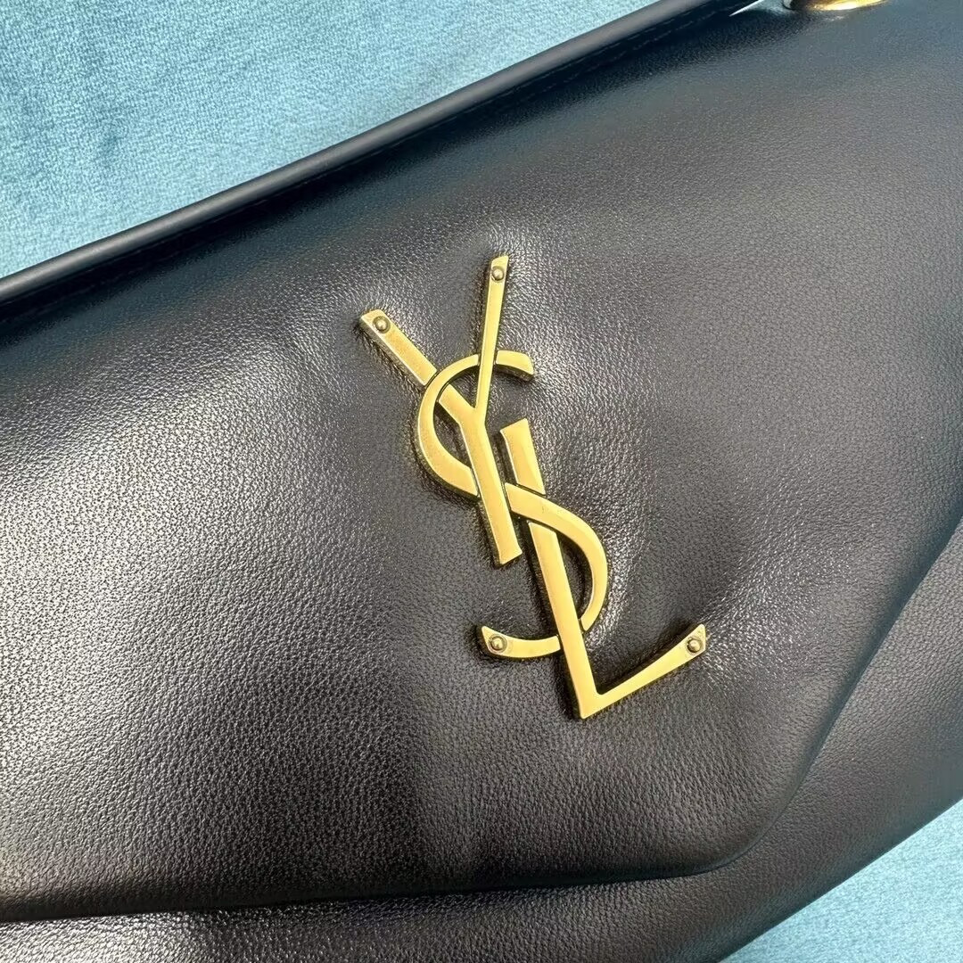 Y*L calypso small in plunged lambskin 26x14x7cm