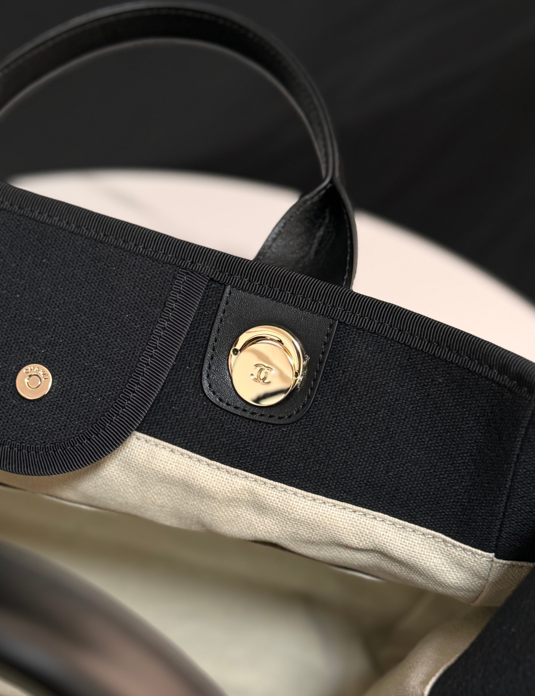 Ch*el shopping bag 30x39x22cm