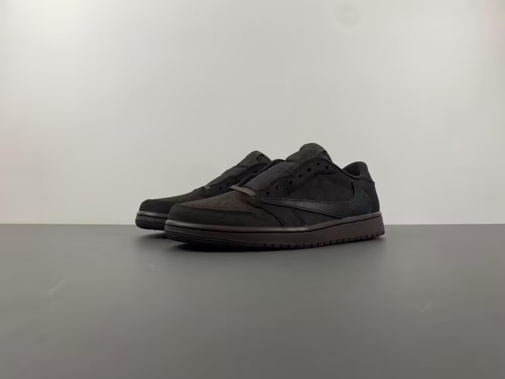 UA Travis Scott x Air Jordan 1 Low OG Velvet Brown
