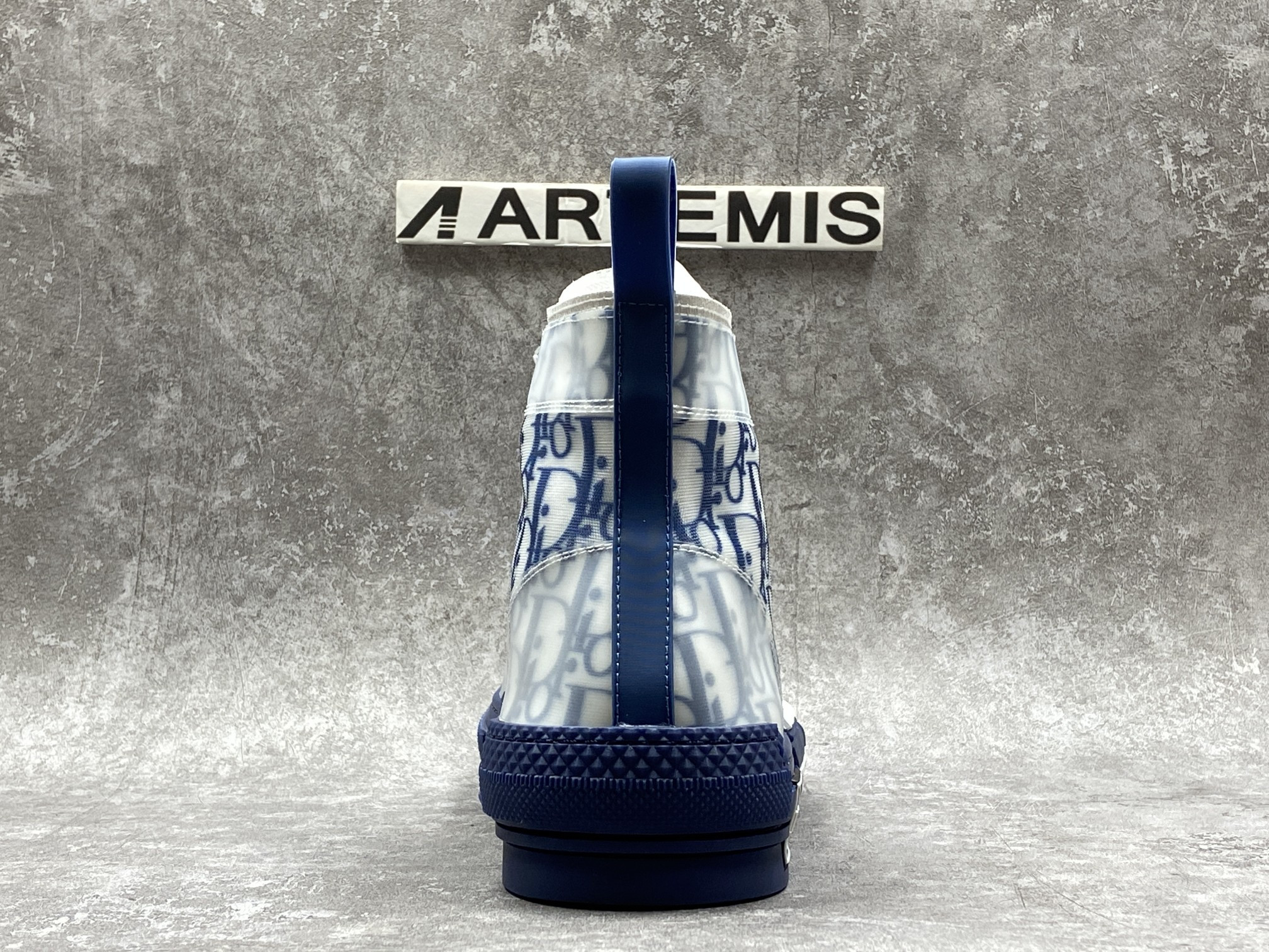 D*or b23 high top blue oblique