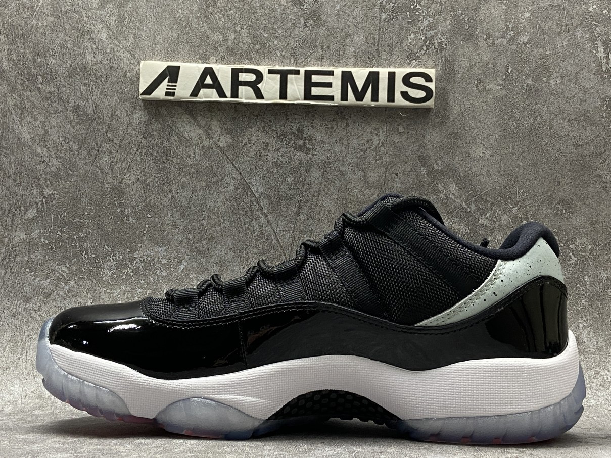 Air Jordan 11 Retro Low Infrared