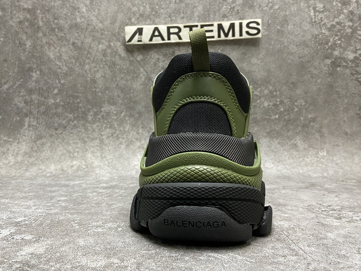 Balenciga Triple S Army Green