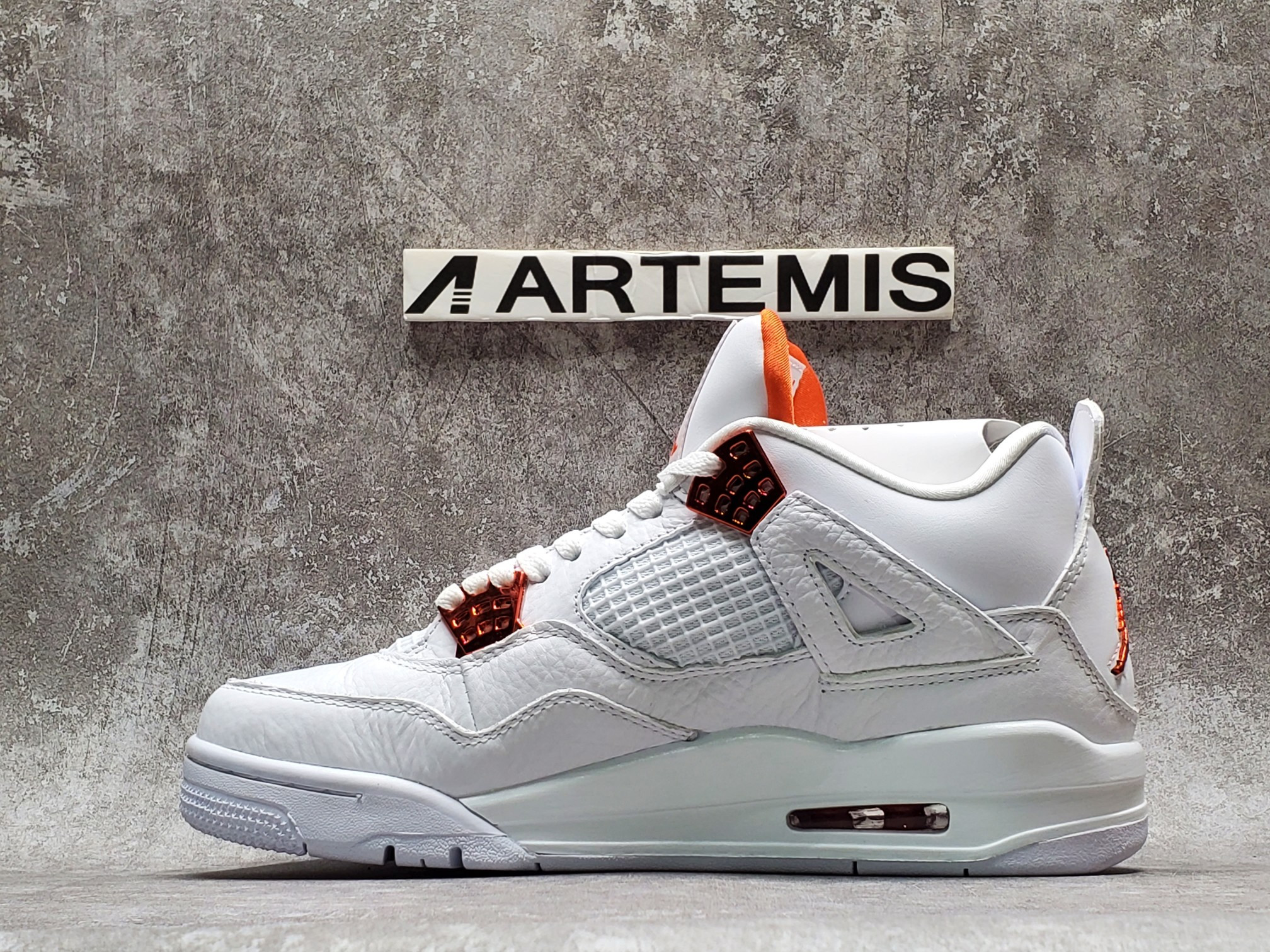 Air Jordan 4 Retro Metallic Orange