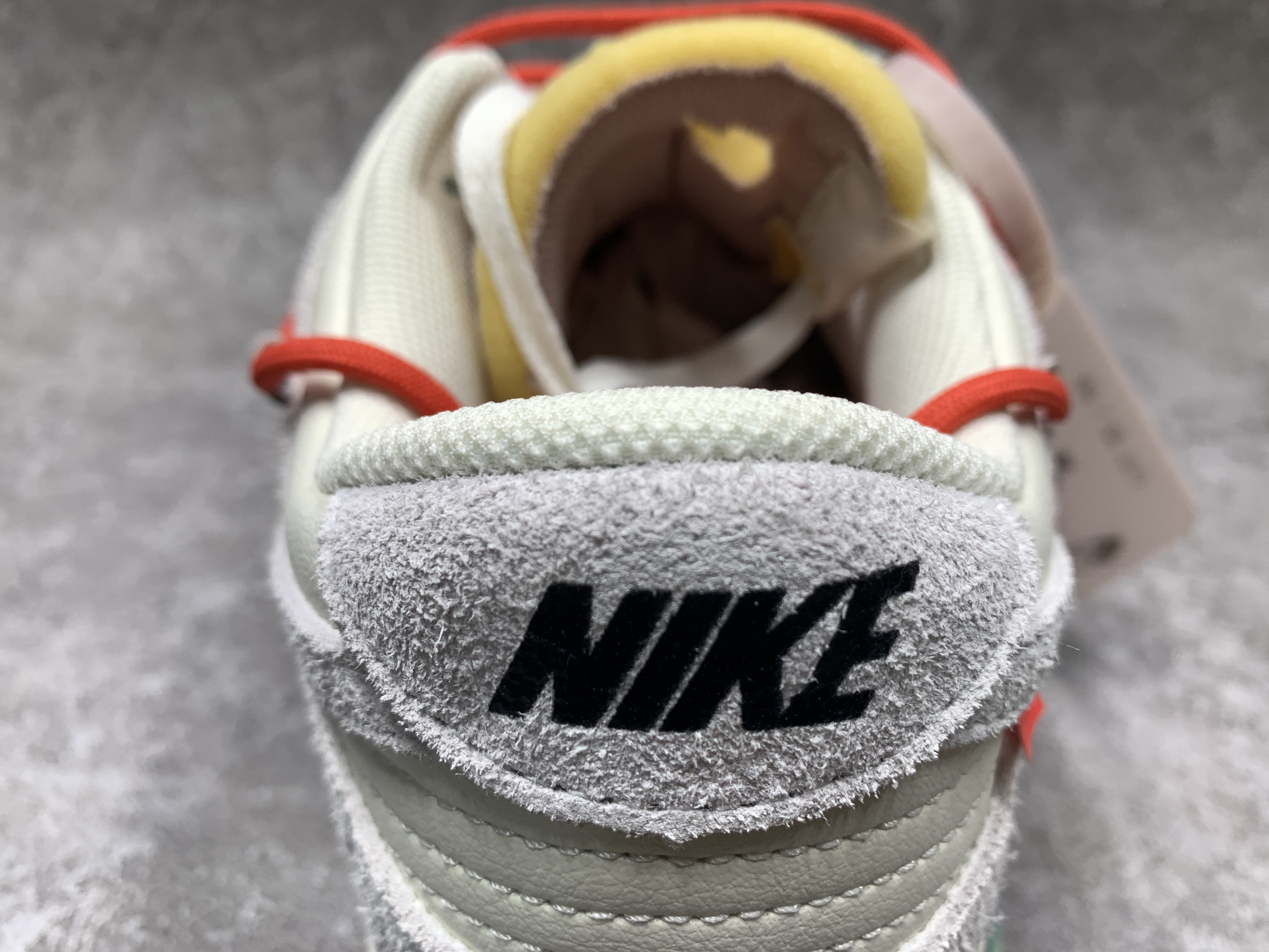 Off-White x Dunk Low Lot 33 of 50
