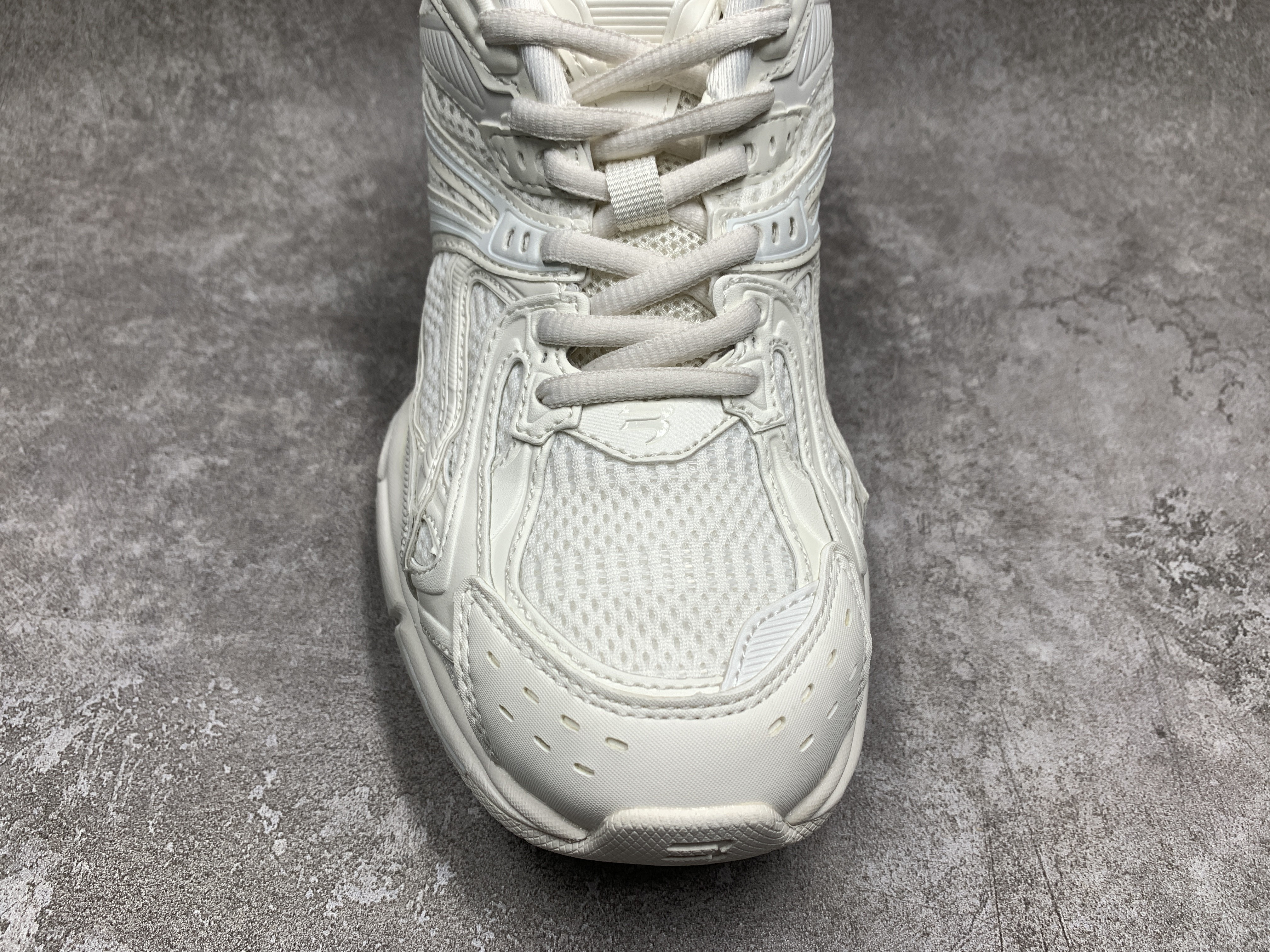 Balenciga X-Pander White