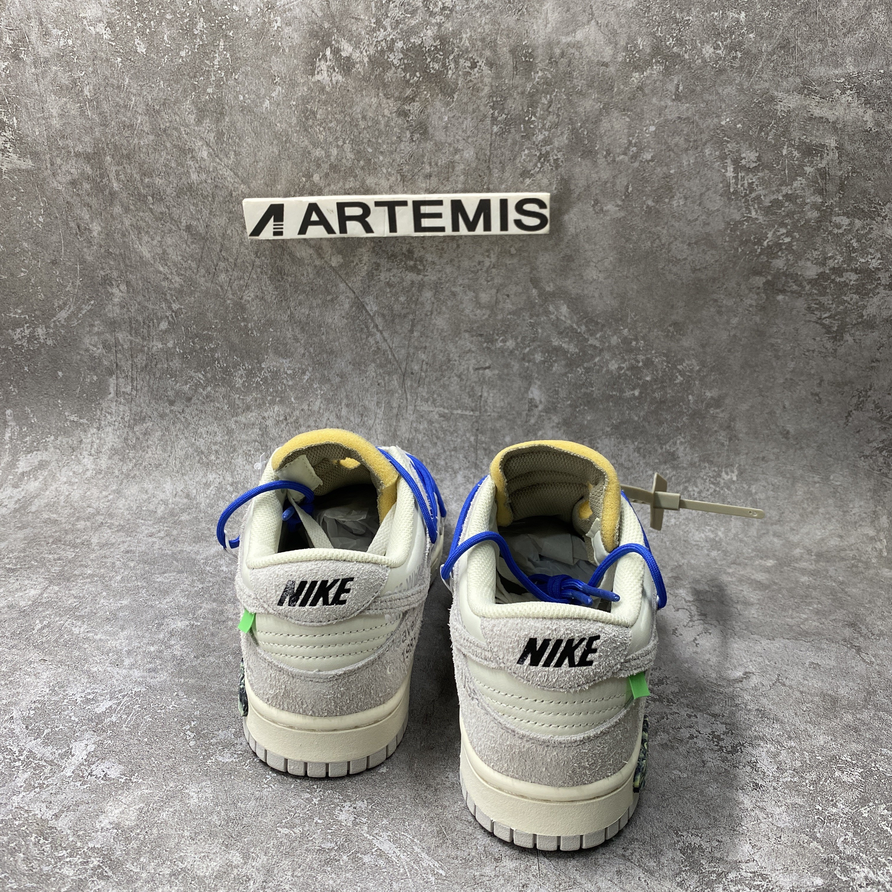 Nike Dunk Low Off-White Lot 32