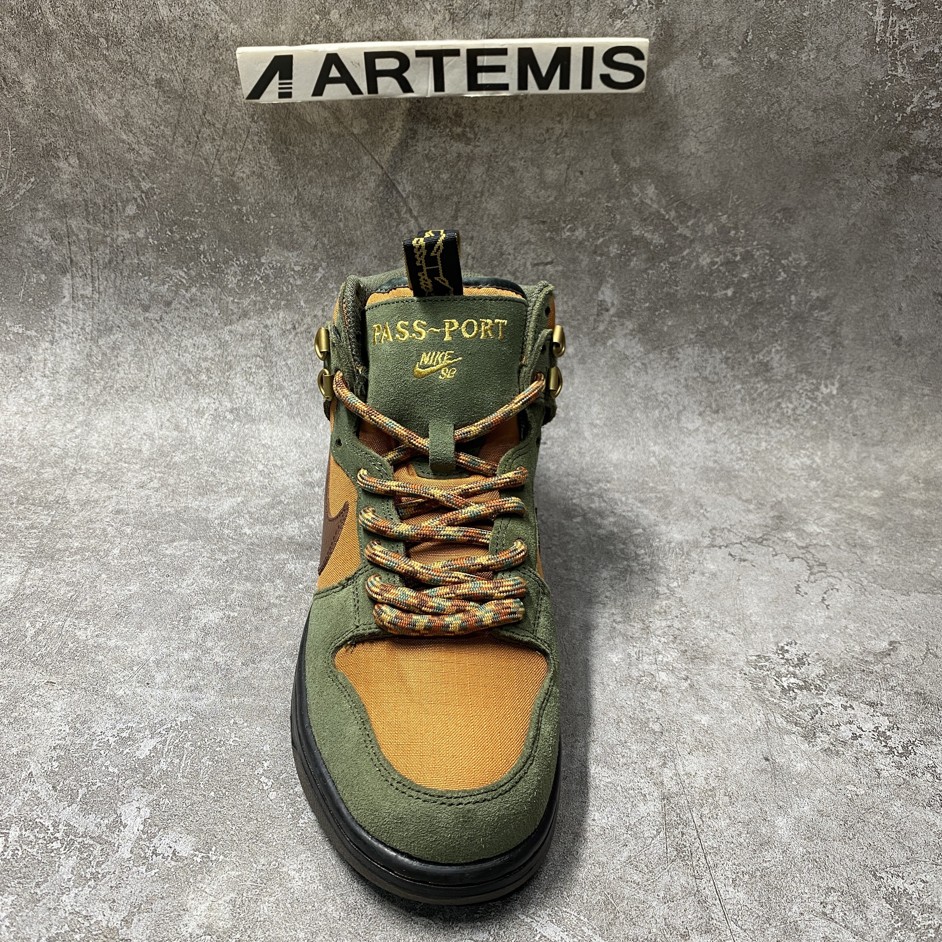 Pass-Port X Nike SB Dunk High Emerald Green Orange