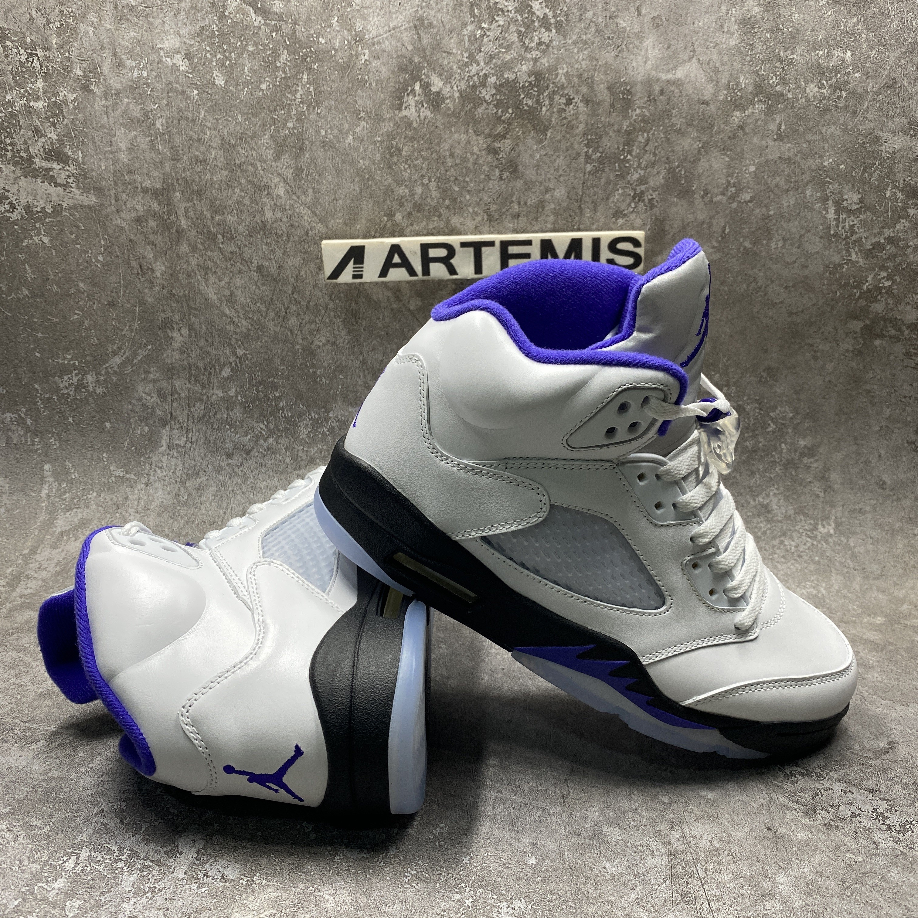 Air Jordan 5 Retro White Stealth 2.0