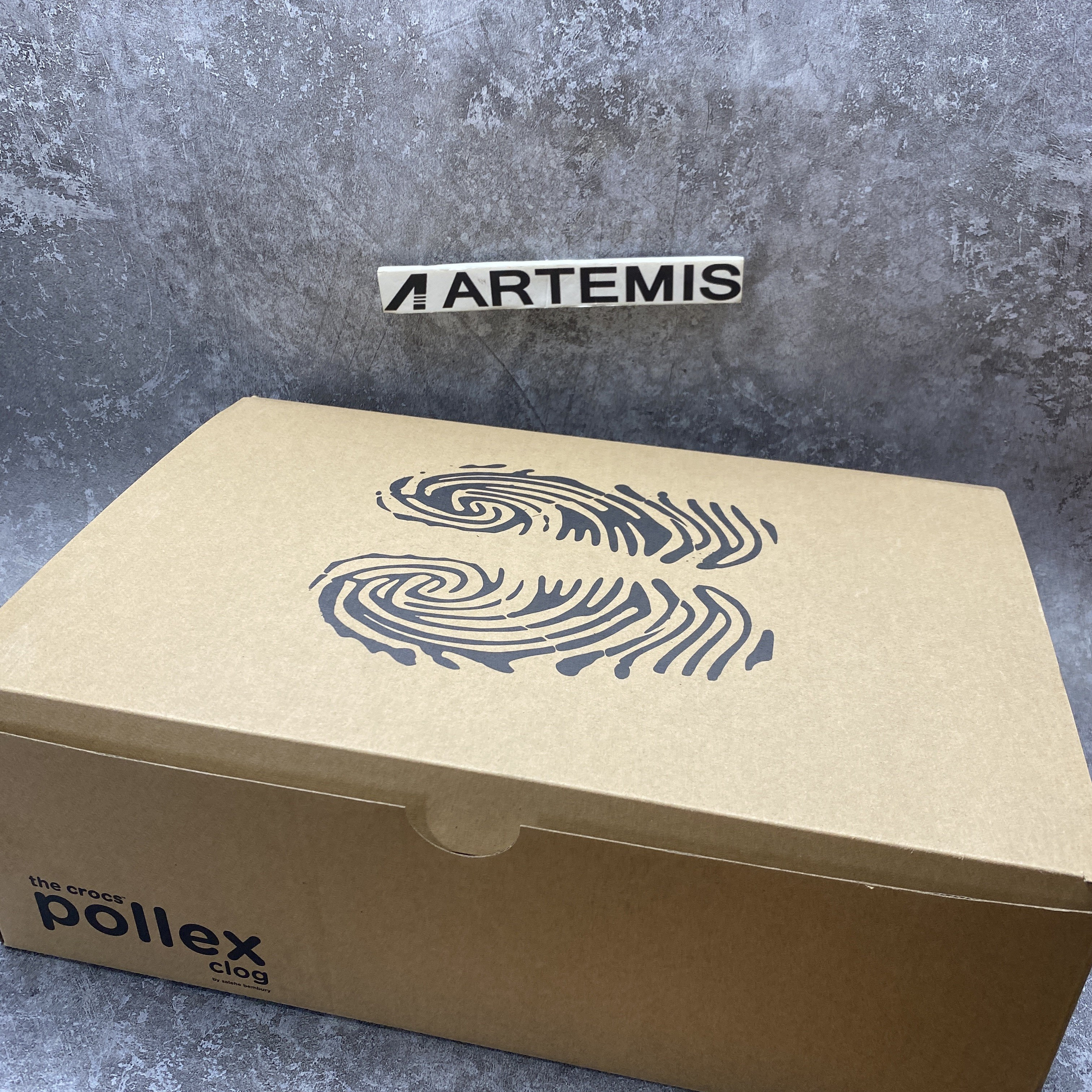 Cr*0*s pollex clog by salehe bembury cucumber