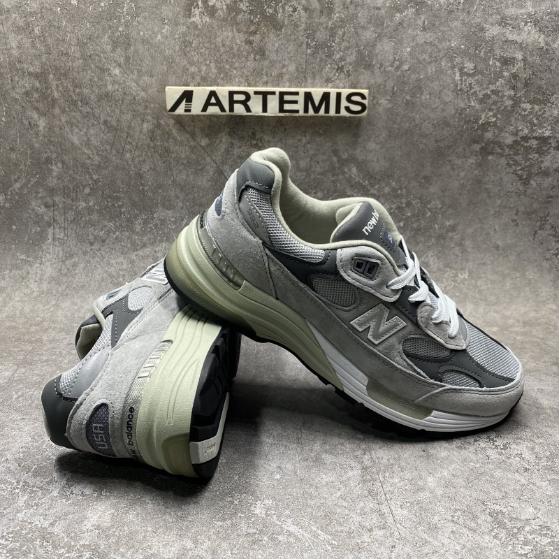 New Balance 992 Grey