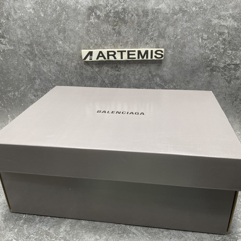 Balenciga HD HD Lace-Up Sneaker in black