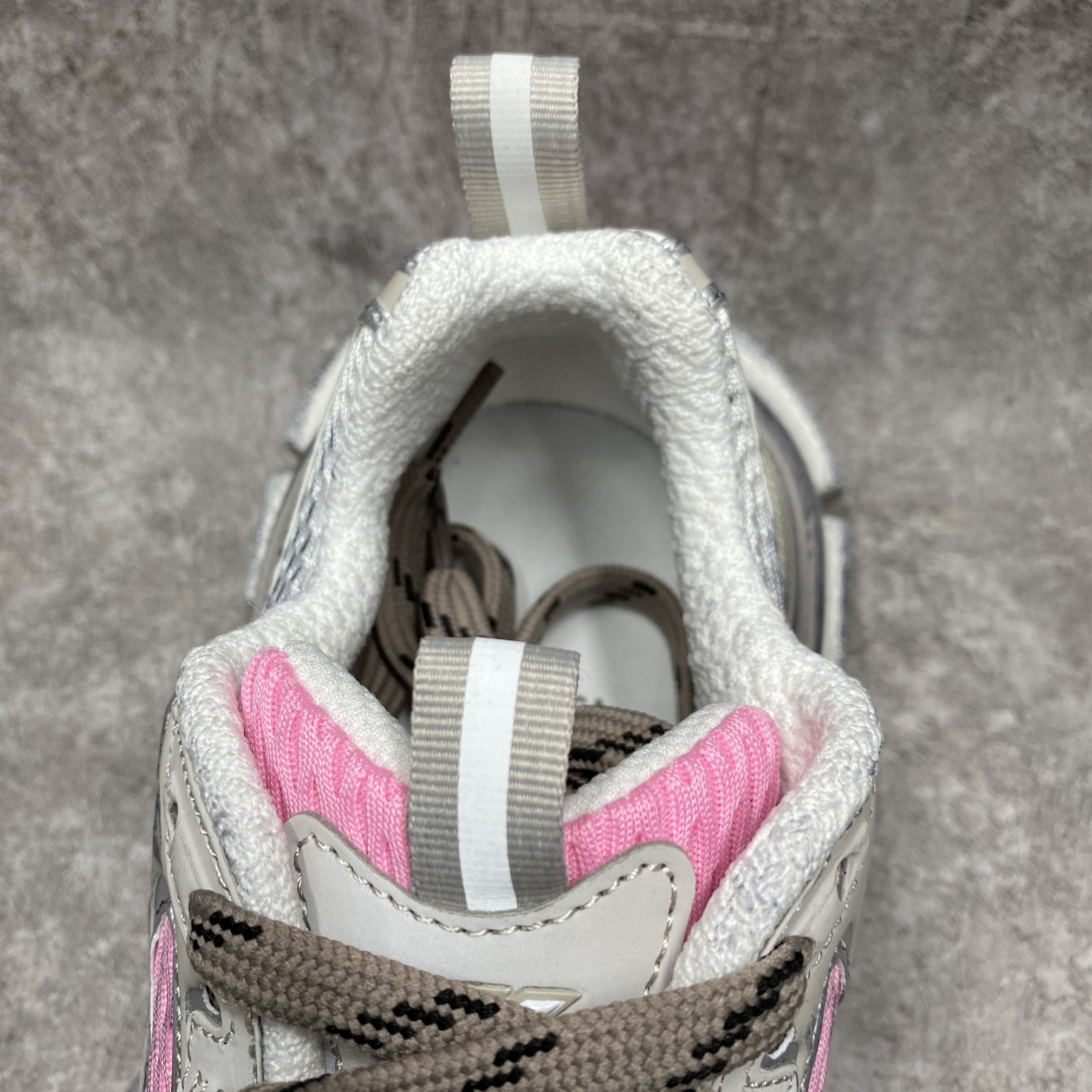 Balenciga 3XL Sneaker in Grey Pink