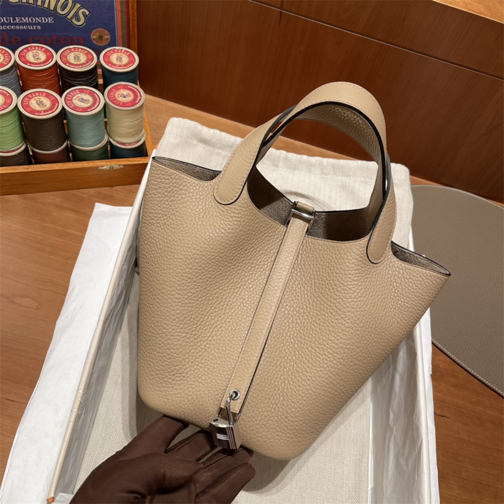 Hermès Picotin 18cm light brown without original box