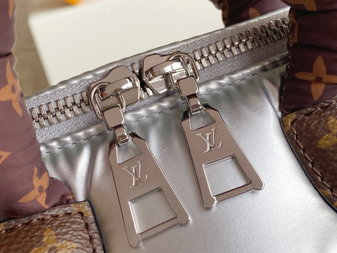 LV M5900 Pillow Speedy Bandoulière 25