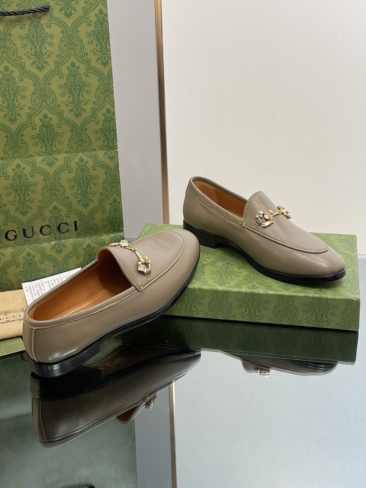 ua G*u*i horsebit loafer