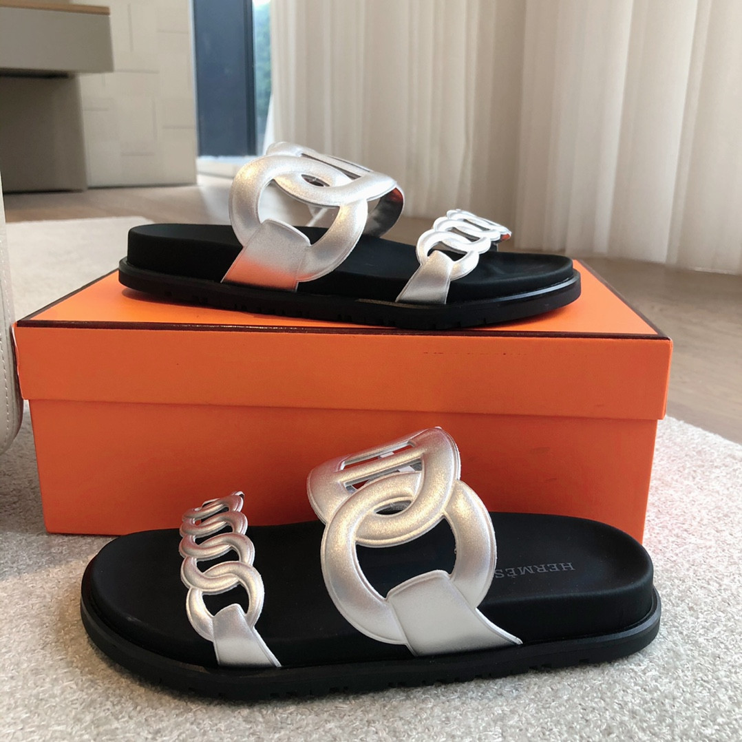UA Hermès Extra sandal