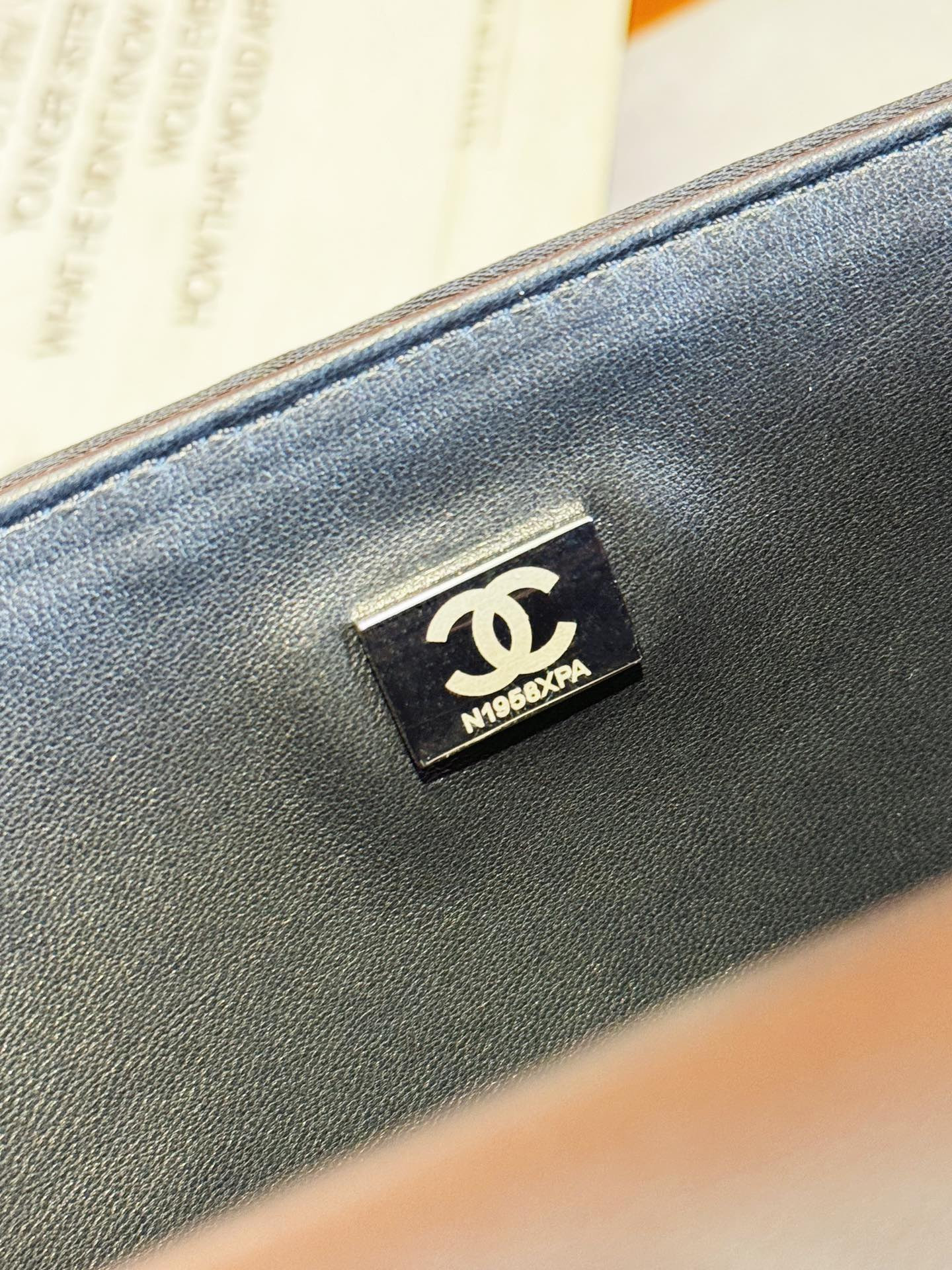 Ch*el classic flap bag 15.5×25.5×6.5cm