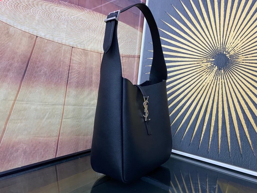 Y*L le 5 À 7 23x22x8cm