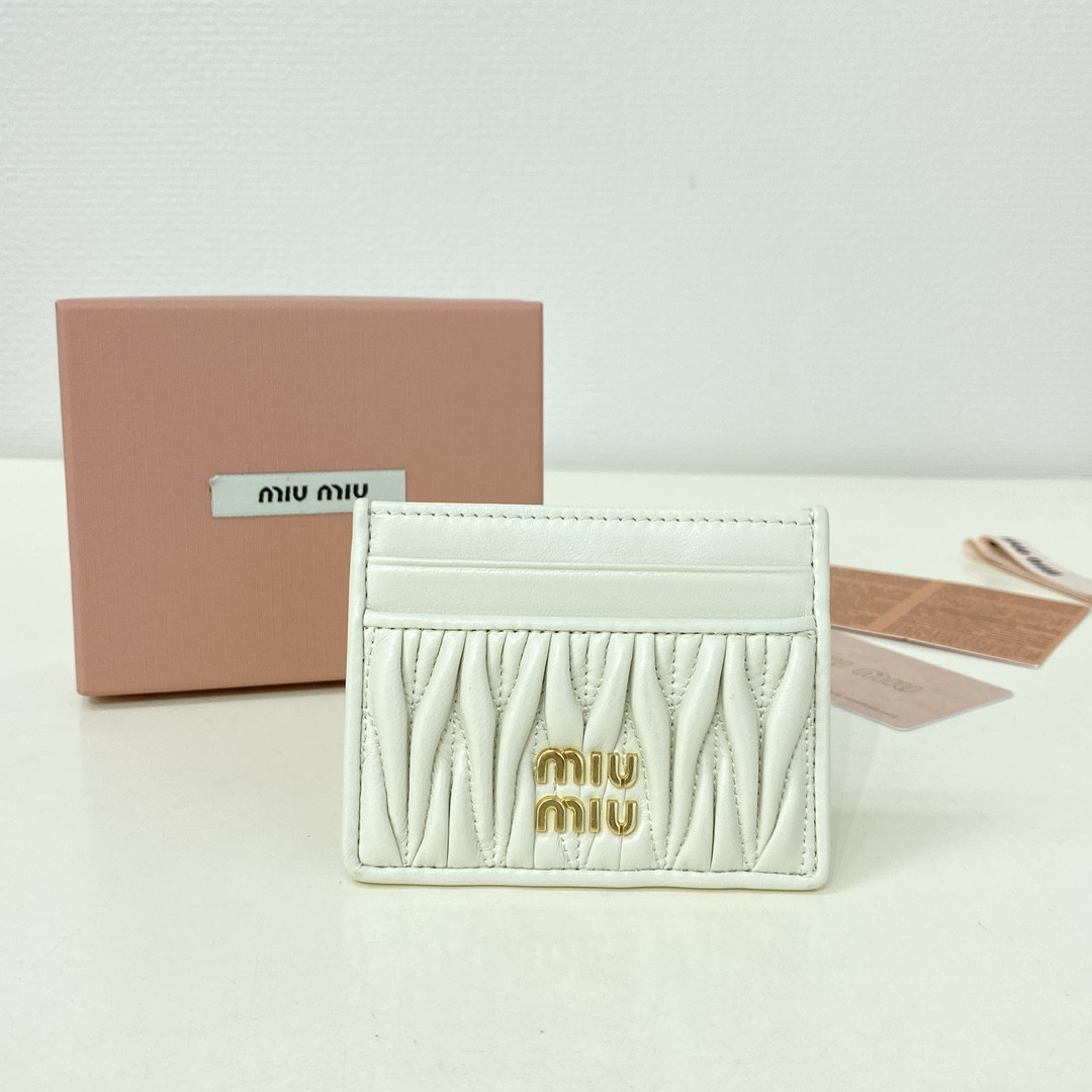 Miu Miu Matelassé nappa leather card holder 8x10.5cm