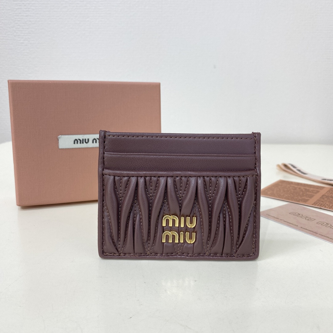 Miu Miu Matelassé nappa leather card holder 8x10.5cm