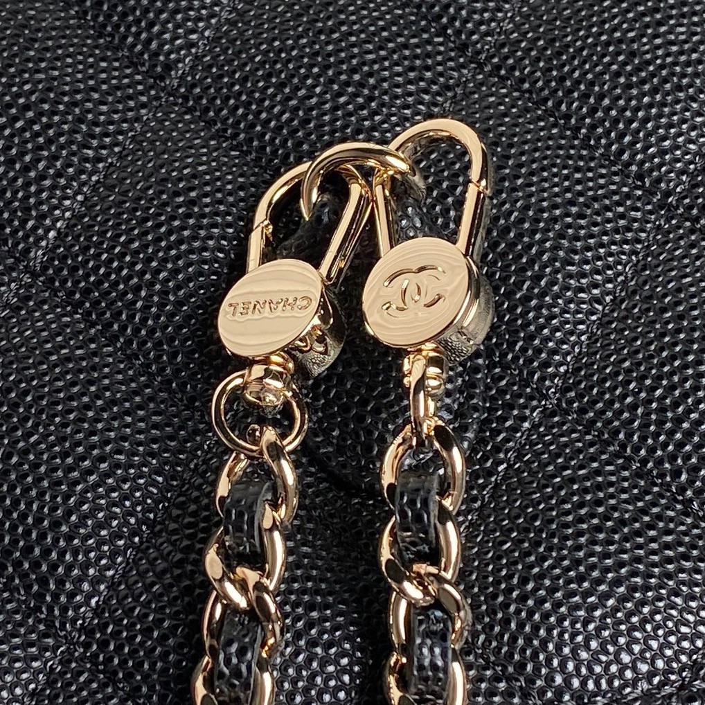 Ch*el 25c bags 14×18×3cm