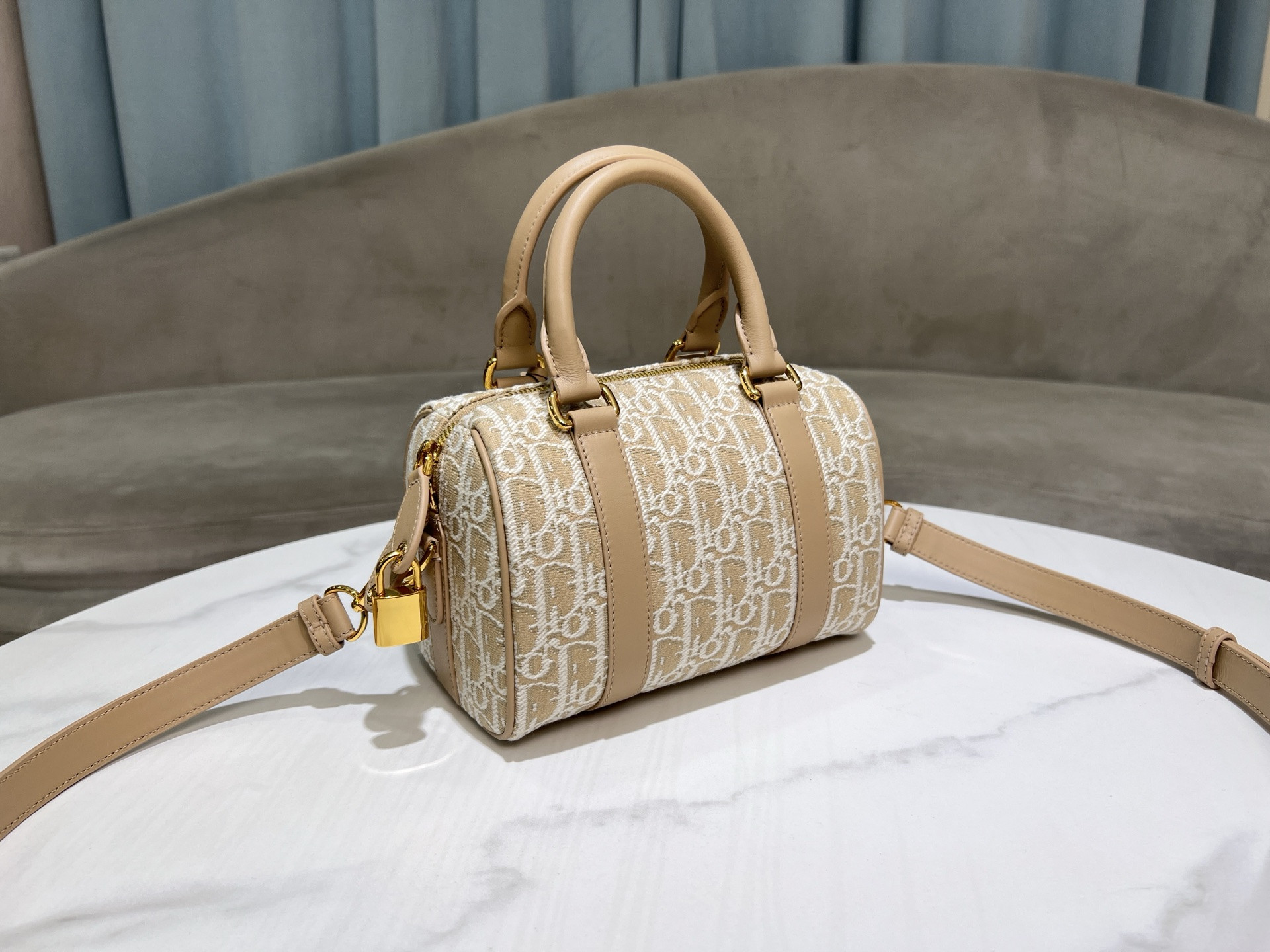 D*or groove 20 20.5×13.5×12cm 1364