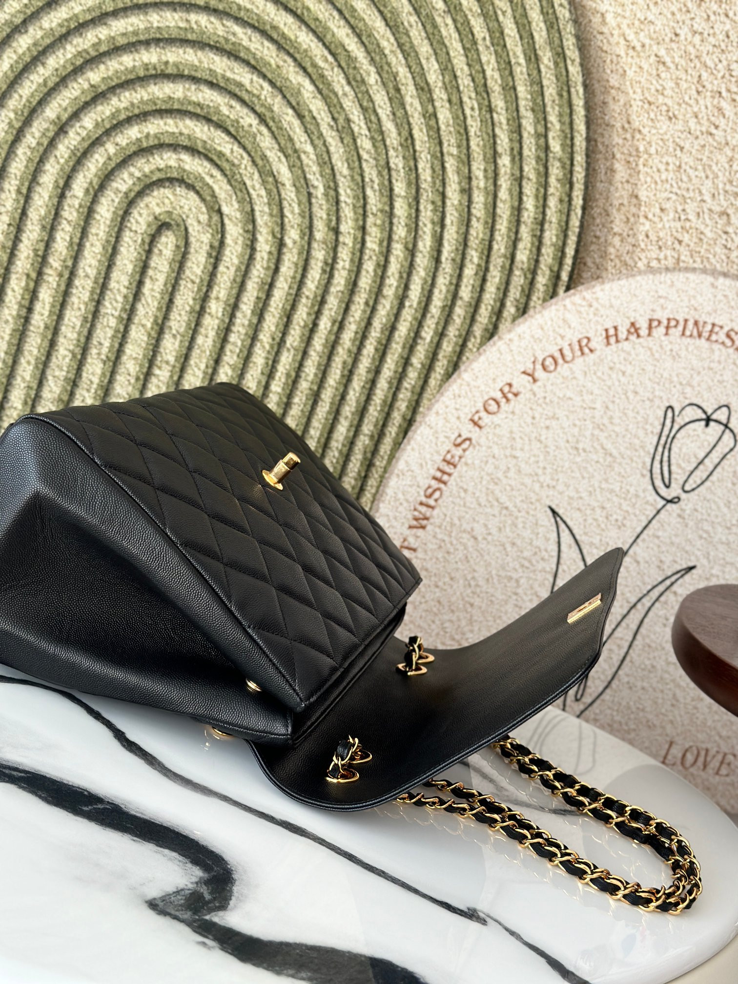 Ch*el shoulder chain bag  33x11x23cm