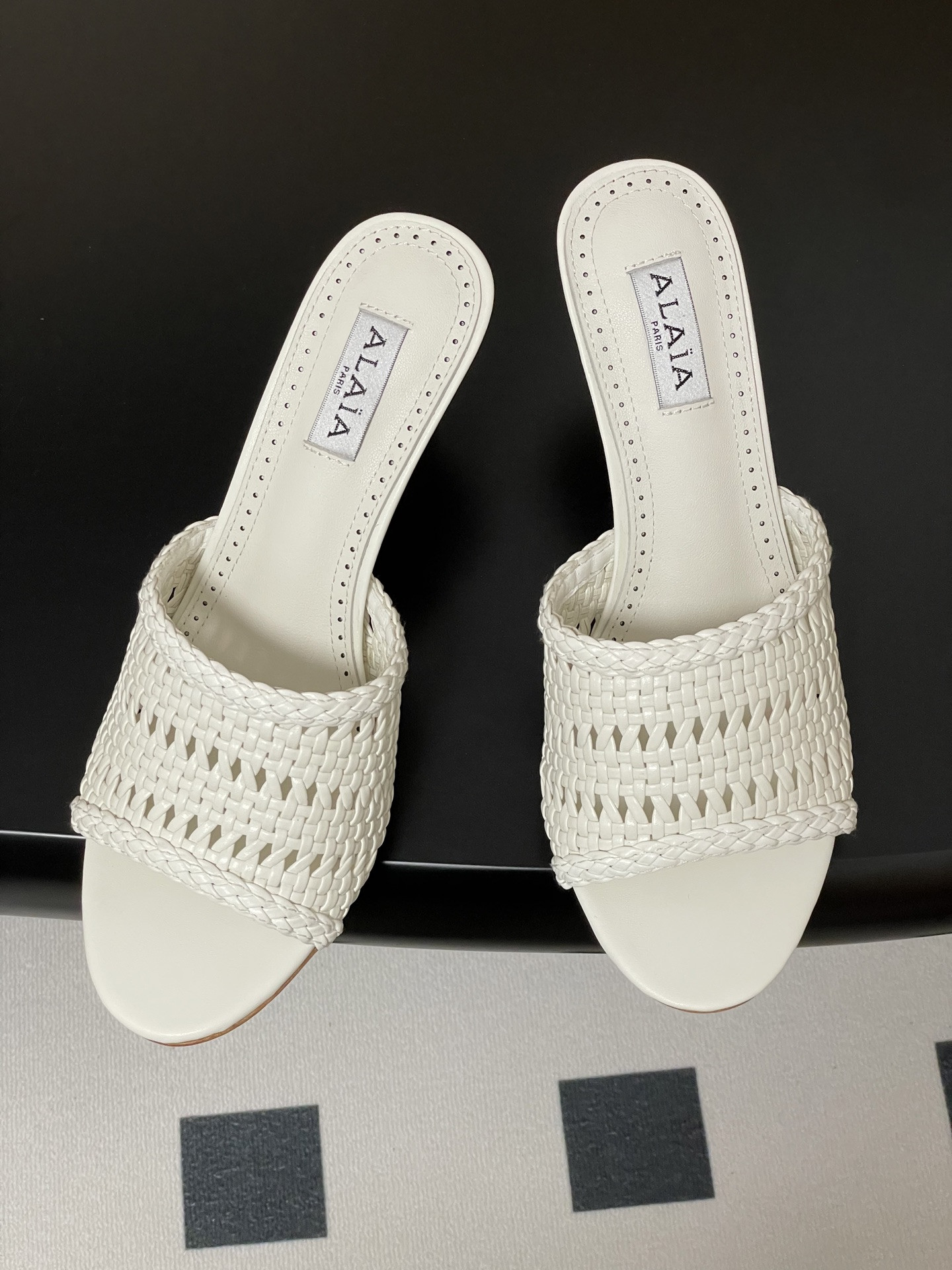 UA Alaia Heeled slippers 7cm Heel(Customized Size 7-10 days production time)