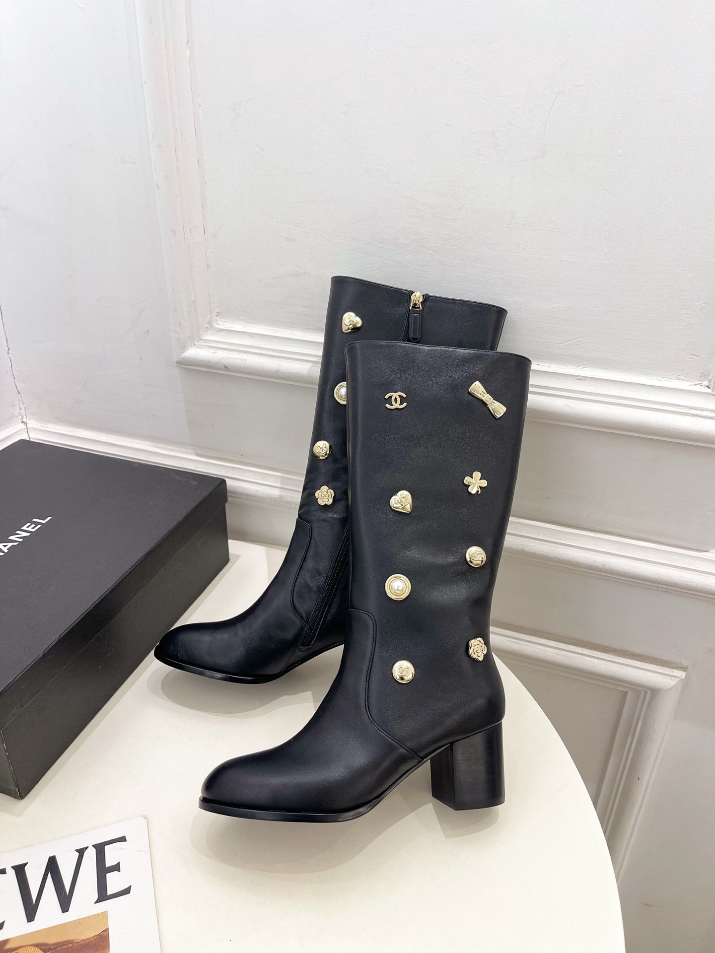 ua Ch*el boots 6cm heel